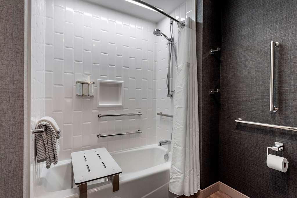 Cambria Hotel Minneapolis Downtown Exterior foto